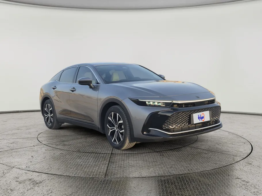 2023 Toyota Crown Premium 