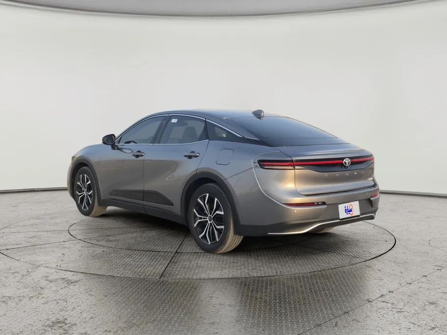 2023 Toyota Crown Premium 