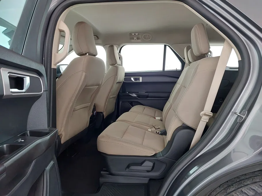 2021 Ford Explorer Standard 