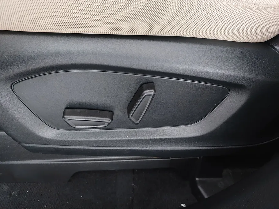 2021 Ford Explorer Standard 