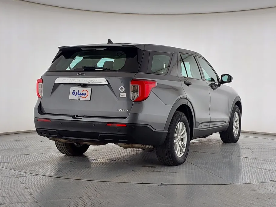 2021 Ford Explorer Standard 