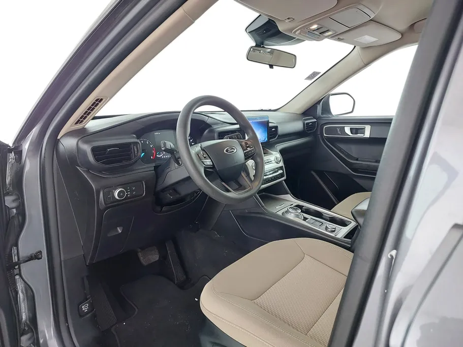 2021 Ford Explorer Standard 