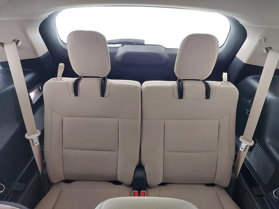 2021 Ford Explorer Standard 