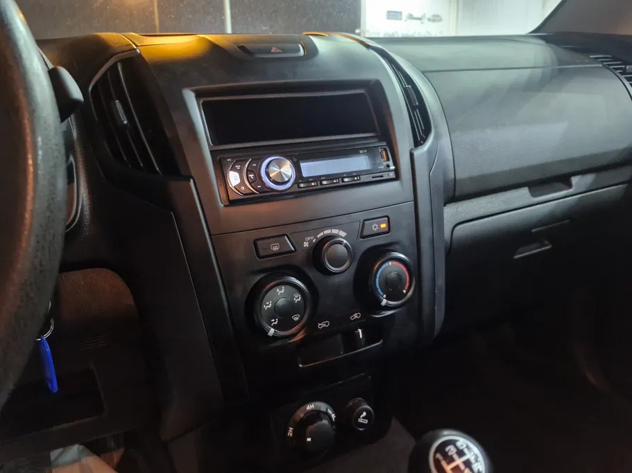 2023 Isuzu D-max Basic 