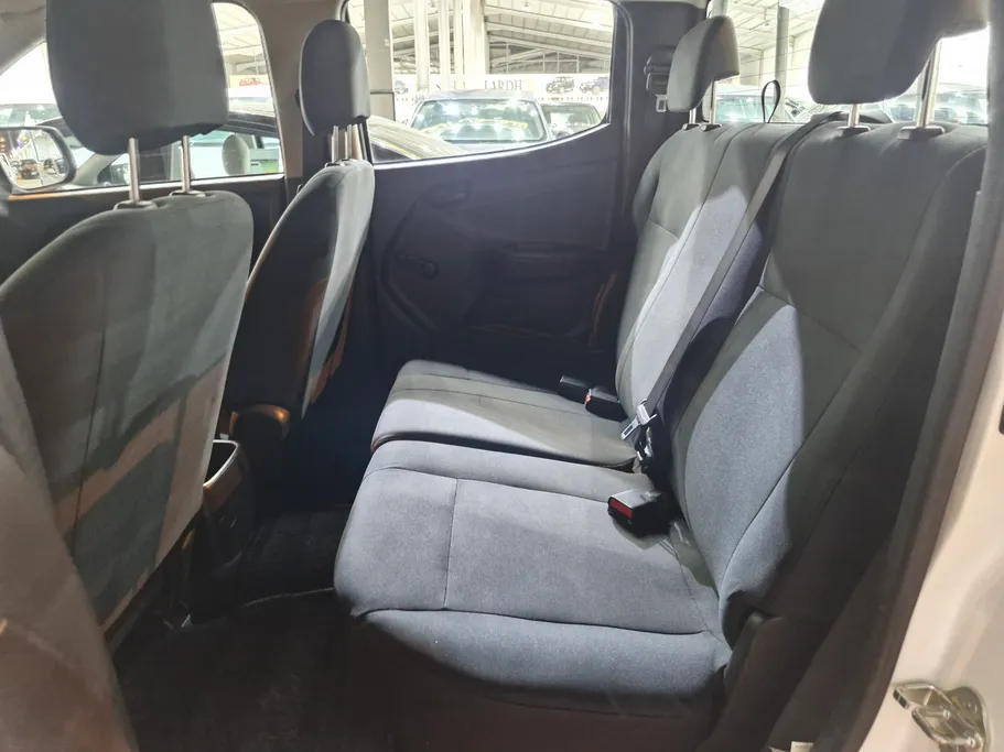2023 Isuzu D-max Basic 