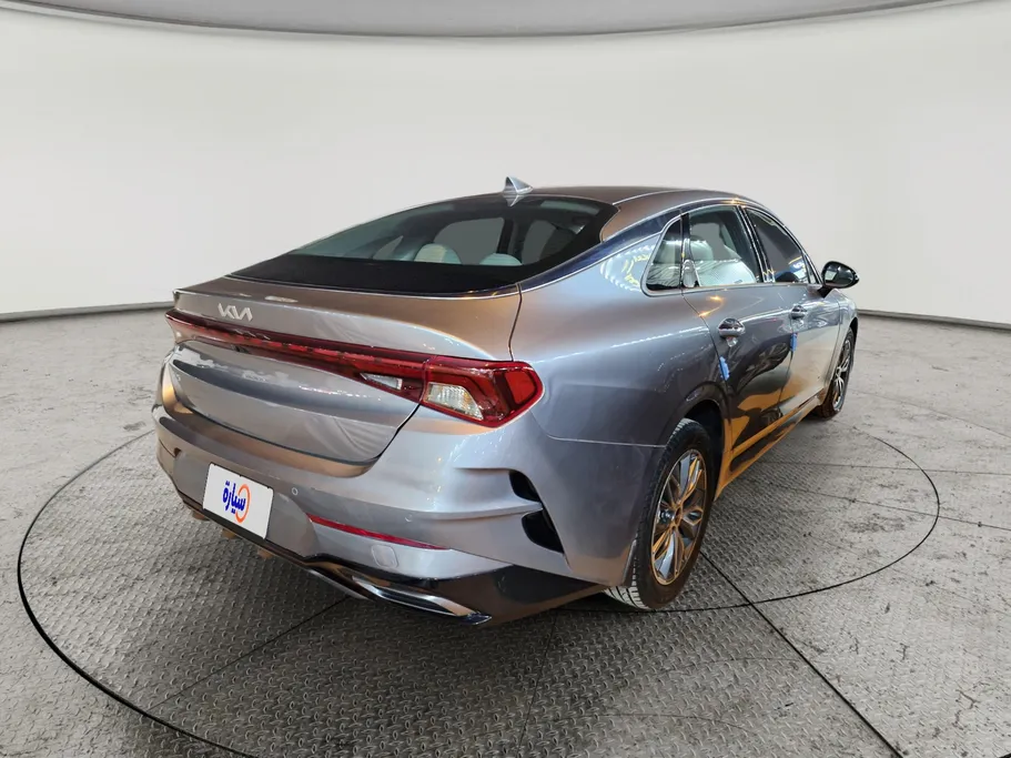 2023 Kia K5 LX 