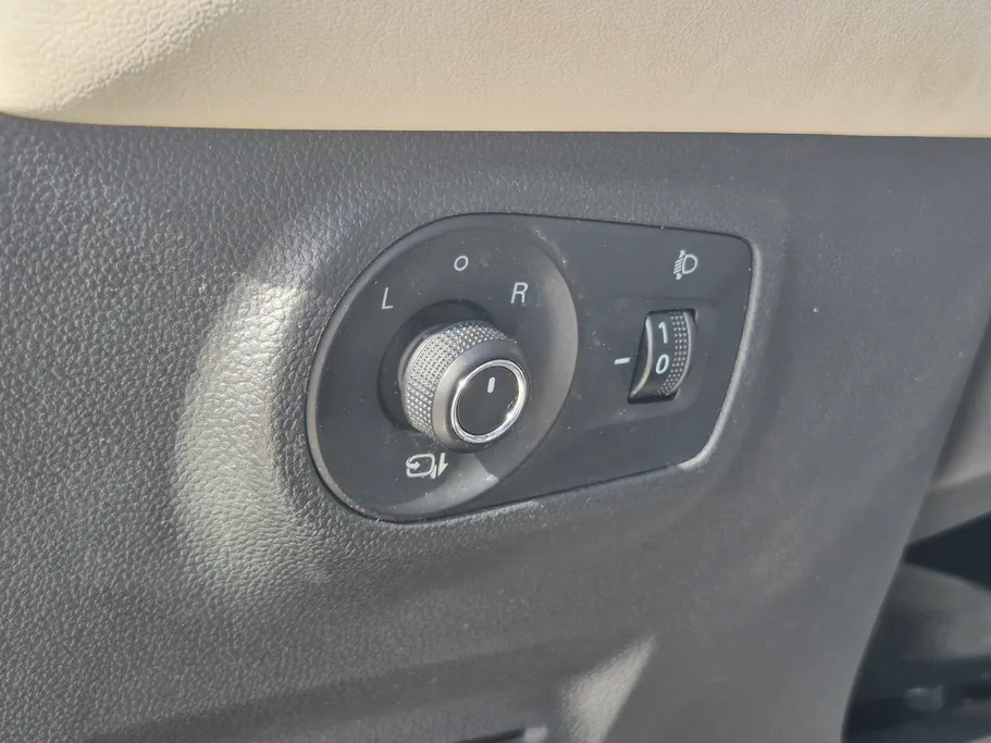 2022 MG ZS LUX 