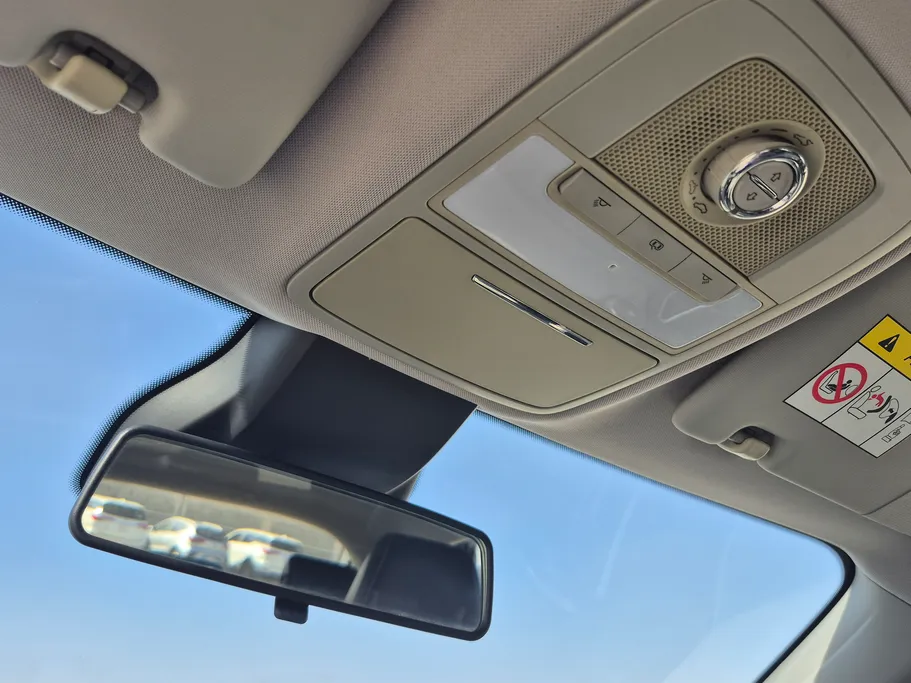 2022 MG ZS LUX 