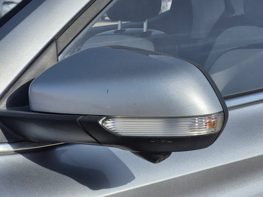 2022 MG ZS LUX 