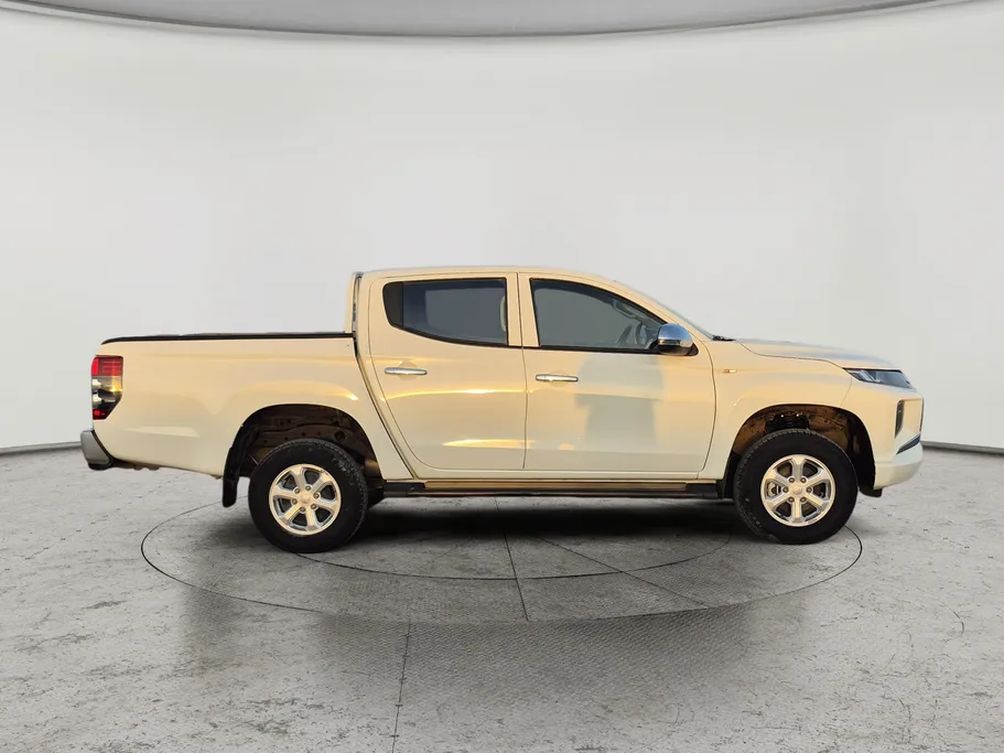 ميتسوبيشي L200 DC 4x4 Diesel 2023 