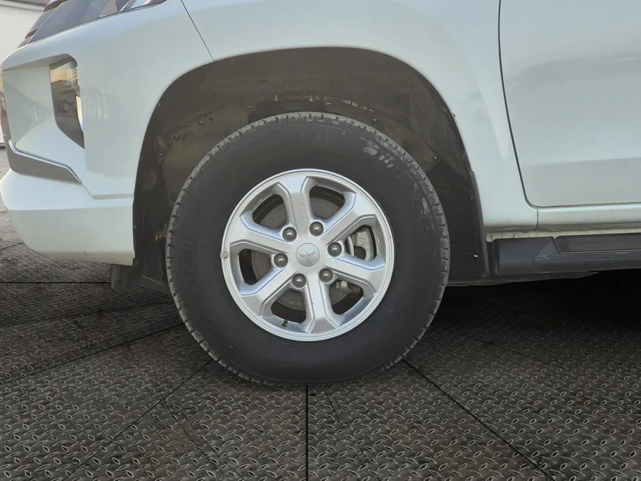 ميتسوبيشي L200 DC 4x4 Diesel 2023 