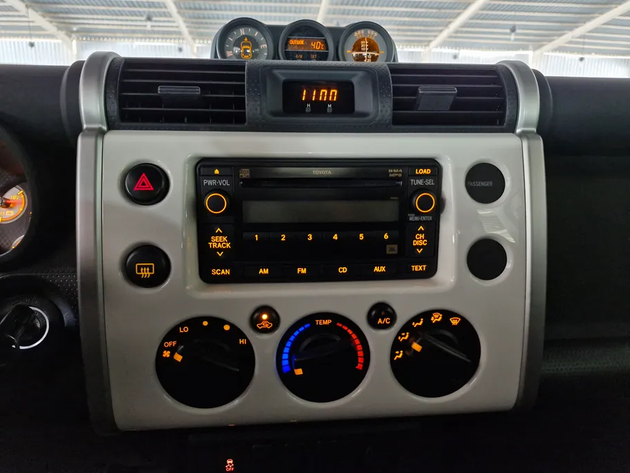 تويوتا اف جي FJ Cruiser 2023 