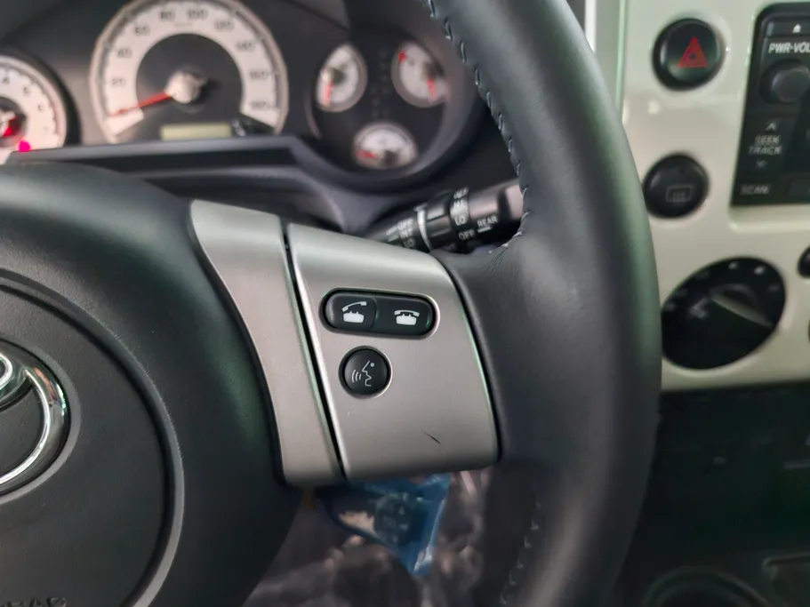 تويوتا اف جي FJ Cruiser 2023 