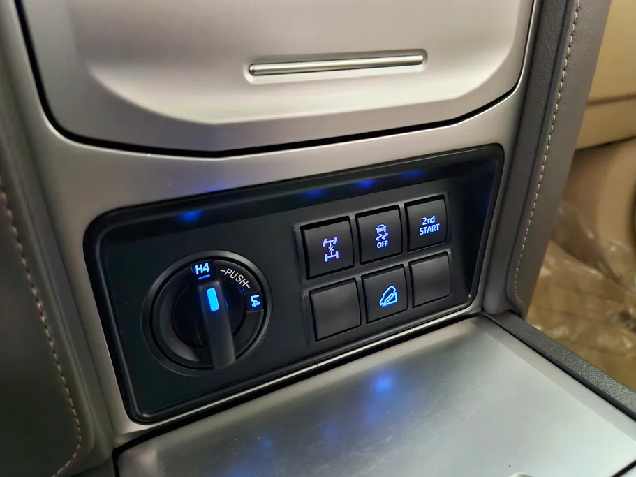 2022 Toyota Prado VX 