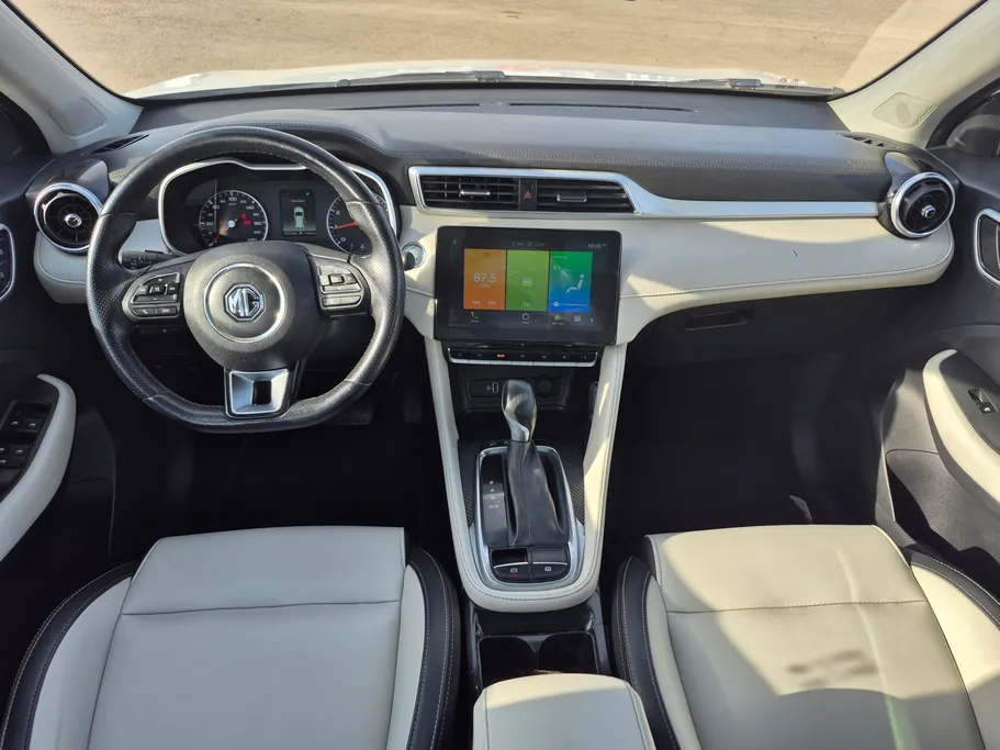 2022 MG ZS LUX 