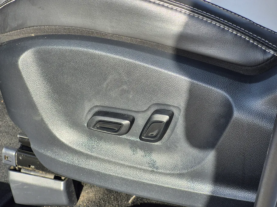 2022 MG ZS LUX 