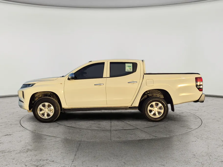 ميتسوبيشي L200 DC 4x4 Diesel 2023 