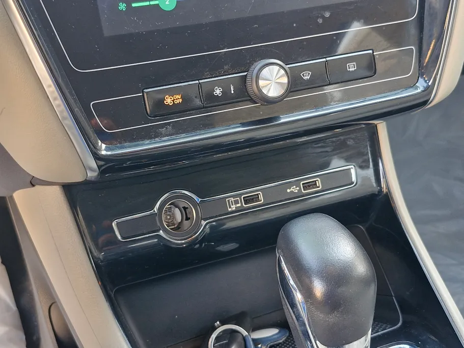 2023 MG 5 COM 