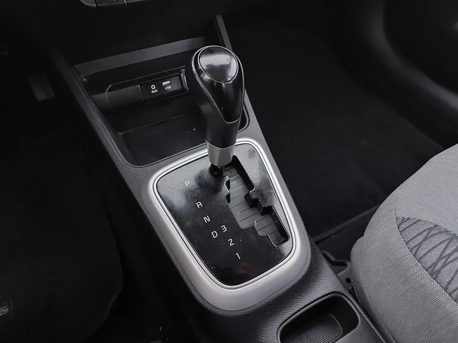 2023 Kia Pegas LX 