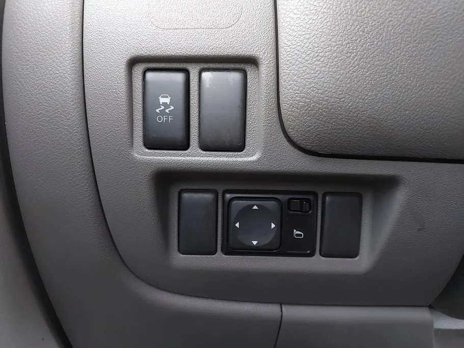 2020 Nissan Sunny SV 