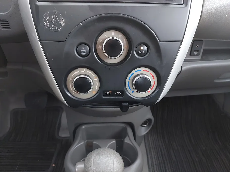 2020 Nissan Sunny SV 