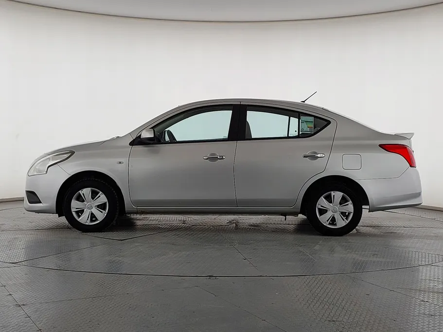 2020 Nissan Sunny SV 