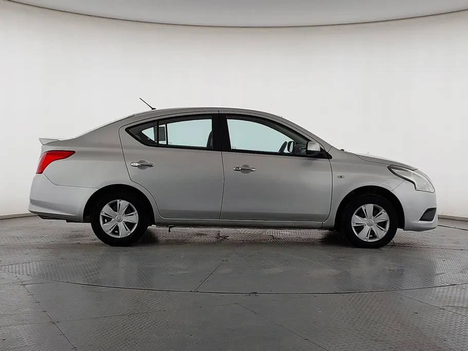 2020 Nissan Sunny SV 