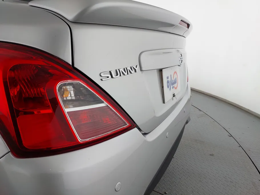 2020 Nissan Sunny SV 