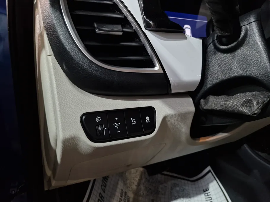 2022 Kia Seltos EX 