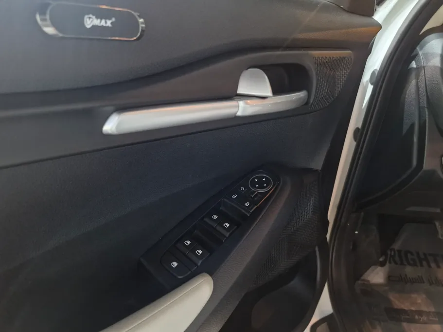 2023 Kia Seltos EX لونين 