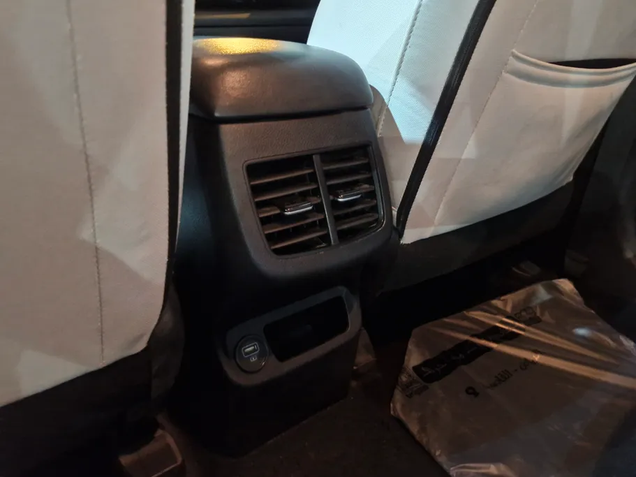 2023 Kia Seltos EX لونين 