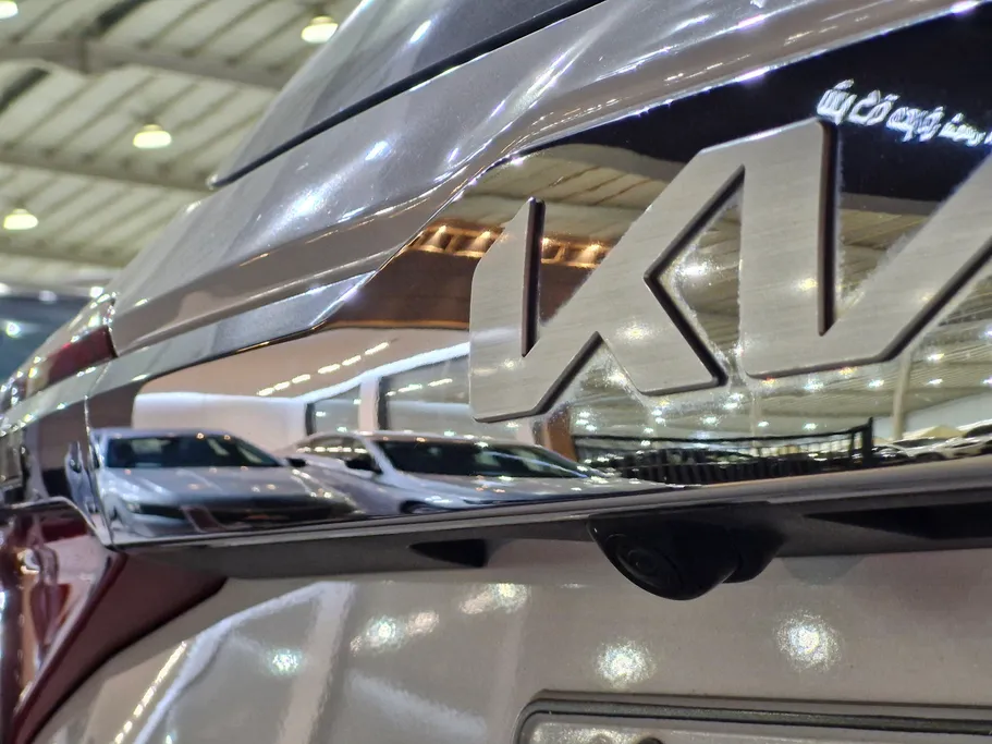 2023 Kia Seltos EX لونين 