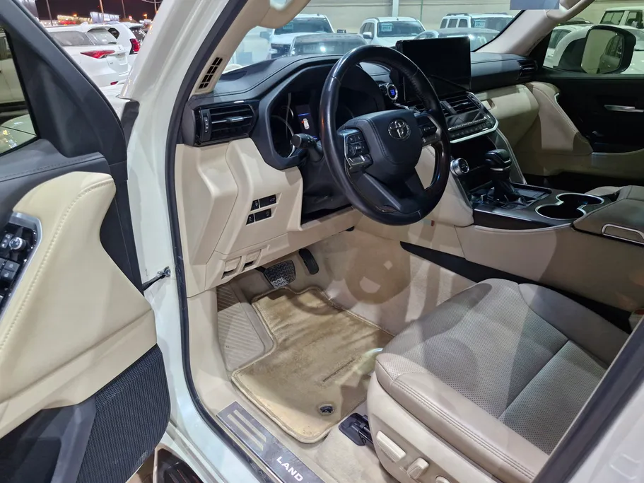تويوتا لاندكروزر GXR4 2023 