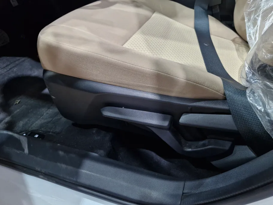 2024 Toyota Yaris  Y 
