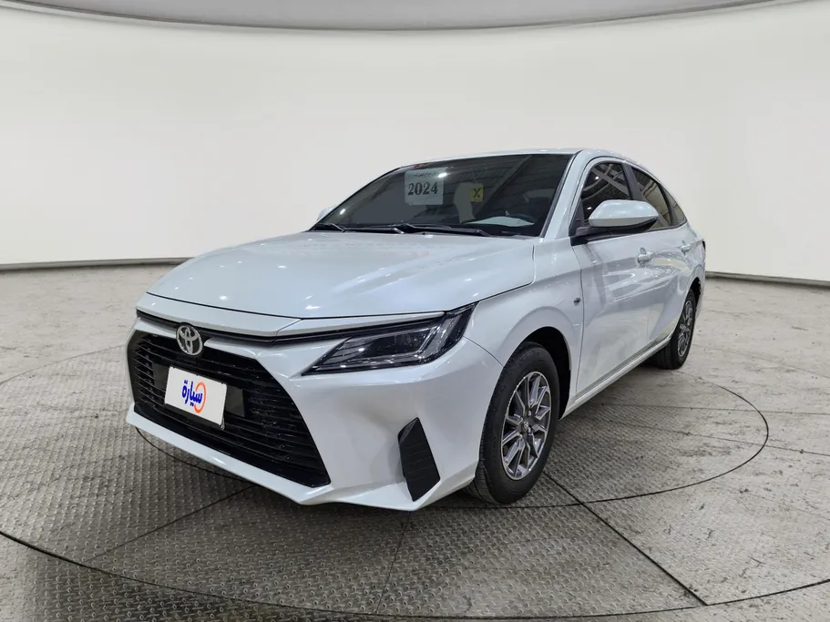 2024 Toyota Yaris  Y 