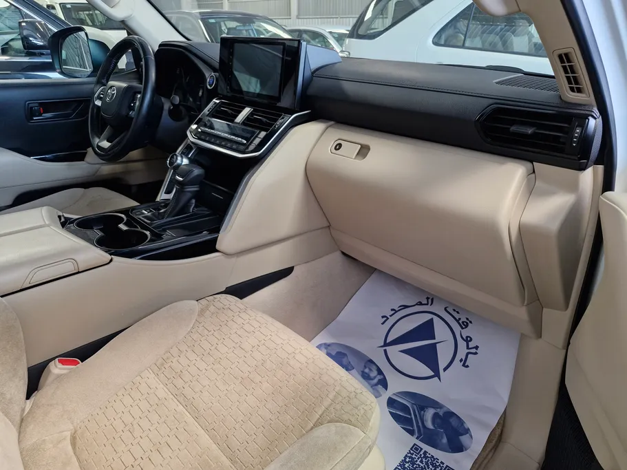 تويوتا لاندكروزر GXR2 2022 