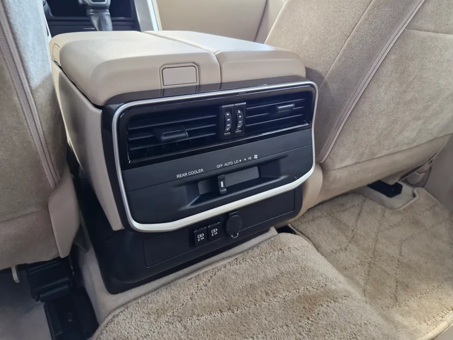 تويوتا لاندكروزر GXR2 2022 