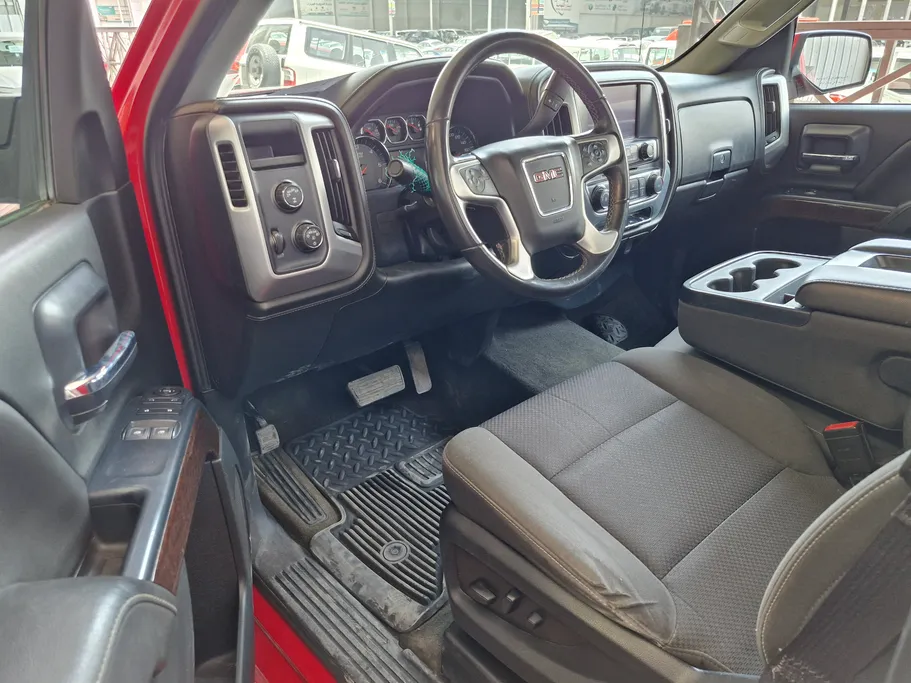 2018 GMC Sierra SLE 