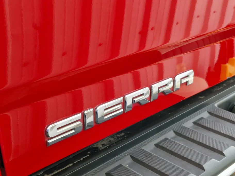 2018 GMC Sierra SLE 
