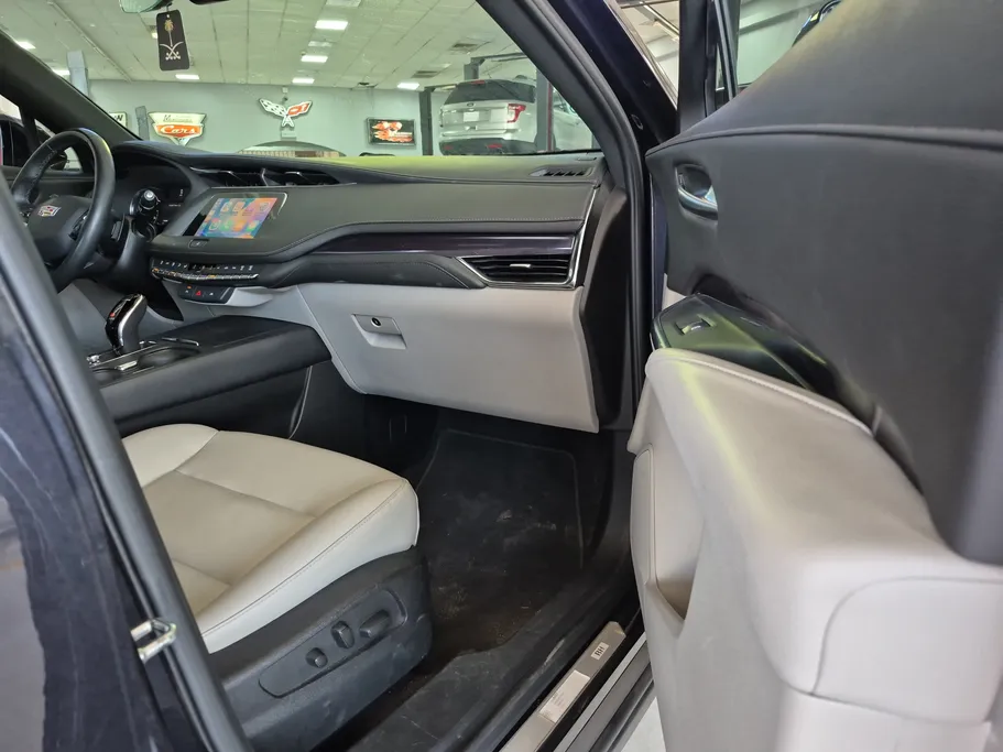 2023 Cadillac XT4  