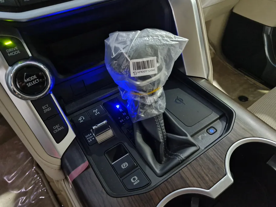 تويوتا لاندكروزر GXR4 2024 