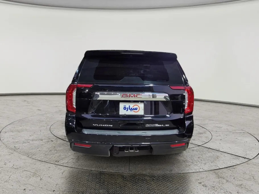2023 GMC Yukon SLE 