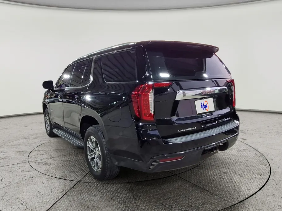 2023 GMC Yukon SLE 