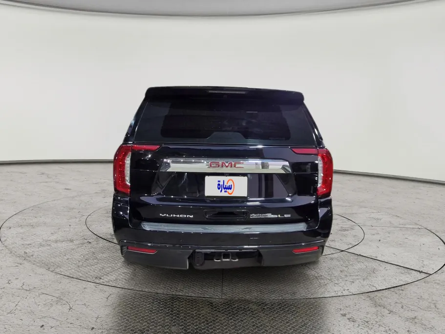 2023 GMC Yukon SLE 