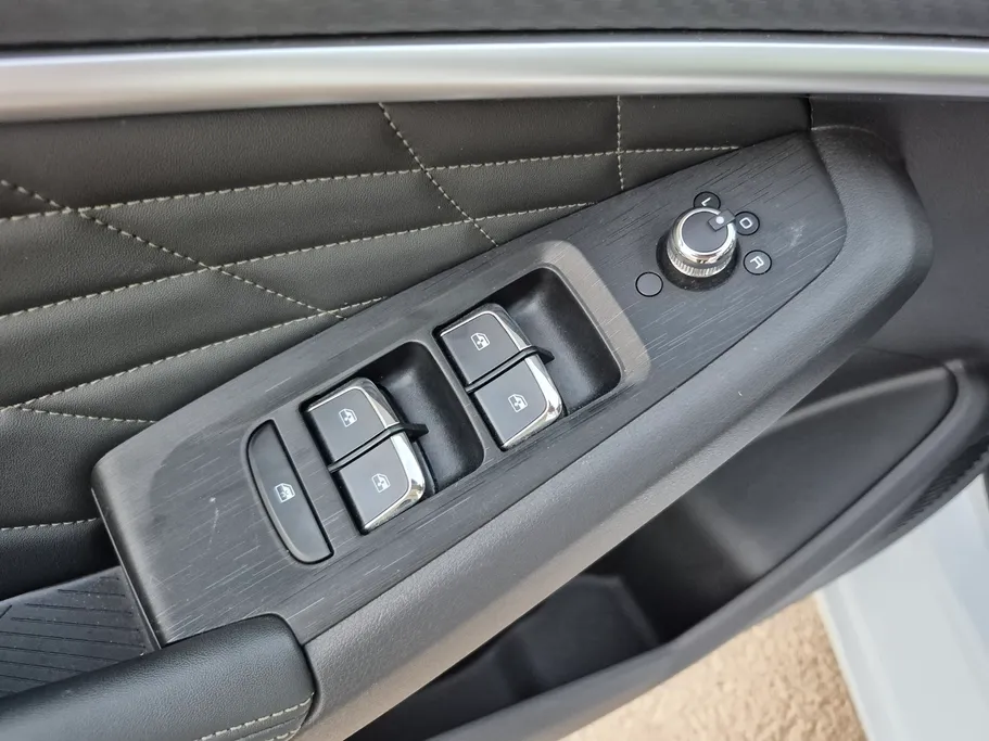 2024 Dongfeng  Shine Max E1 