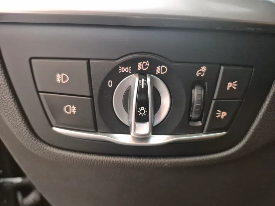 بي ام دبليو الفئة اكس 4 xDrive 30i 2021 