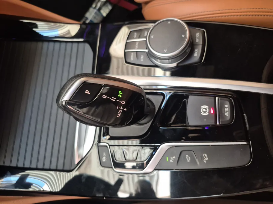 بي ام دبليو الفئة اكس 4 xDrive 30i 2021 