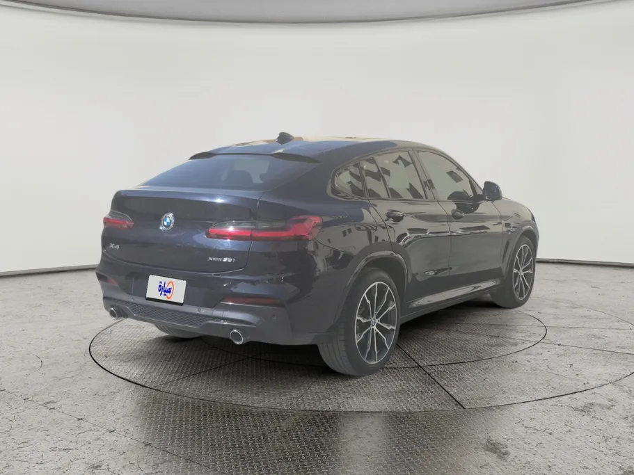 بي ام دبليو الفئة اكس 4 xDrive 30i 2021 