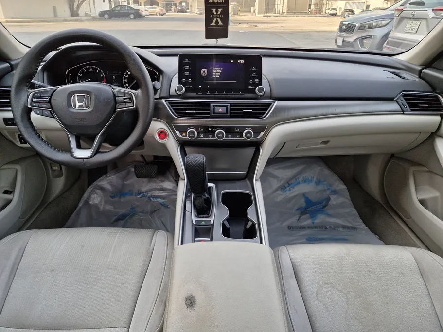 هوندا اكورد LX 2020 