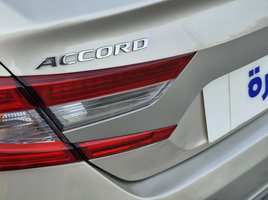 هوندا اكورد LX 2020 